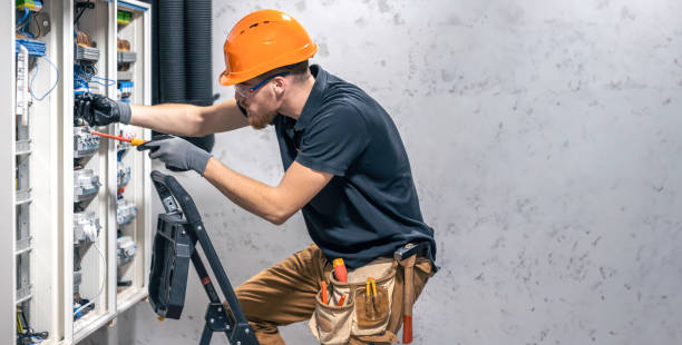 Best Industrial Electrical Services  in Noroton, CT